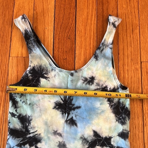 Victoria Secret PINK Tye Dye Tank Size XS 🖤 - Picture 5 of 5